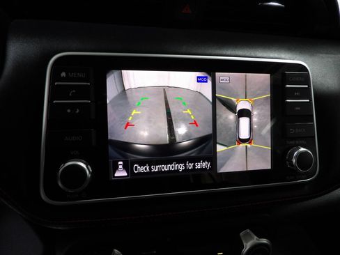 Used 2019 Nissan Kicks SR FWD image 18