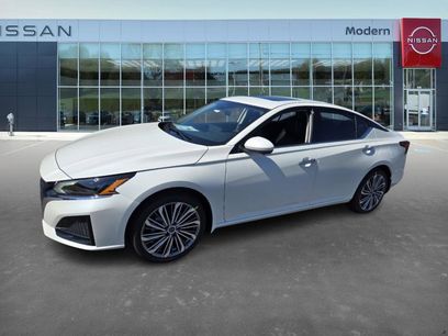 New 2025 Nissan Altima 2.5 SL