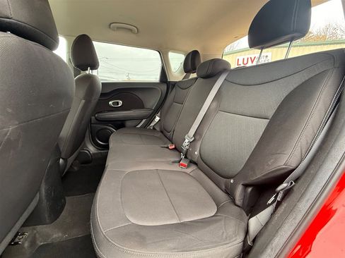 Used 2018 Kia Soul image 21