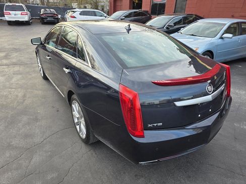 Used 2013 Cadillac XTS Luxury image 4