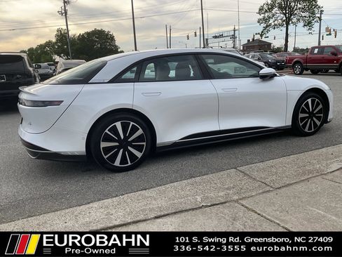 Used 2024 Lucid Air Pure RWD image 25