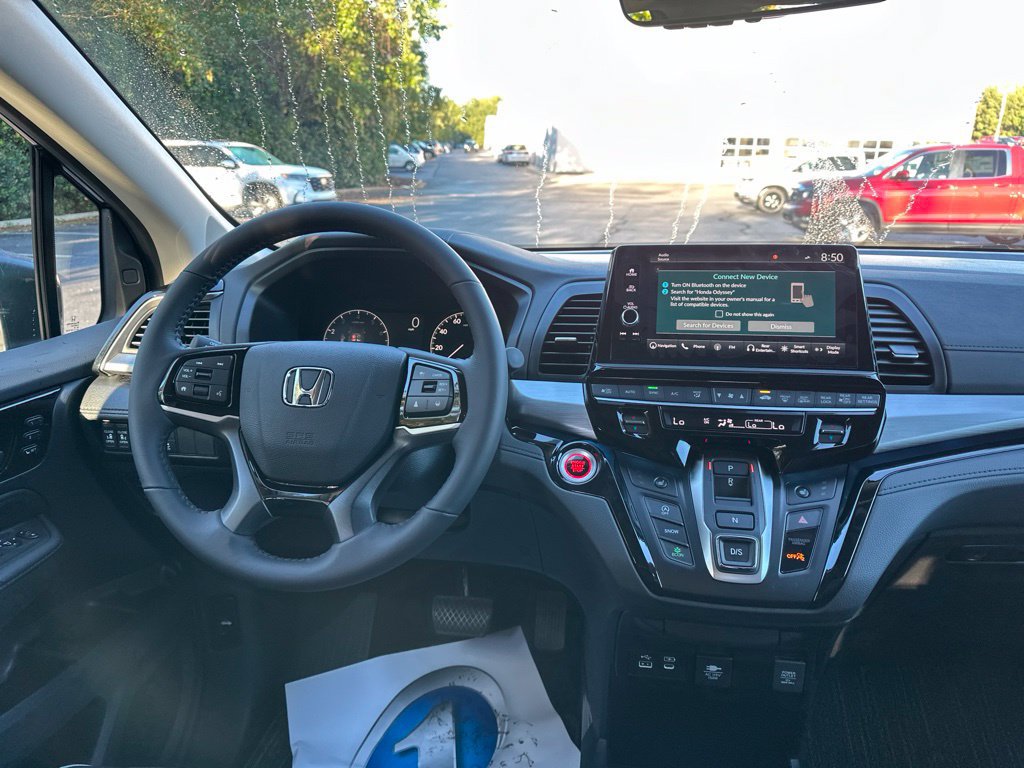 New 2027 Honda Odyssey Touring image 16
