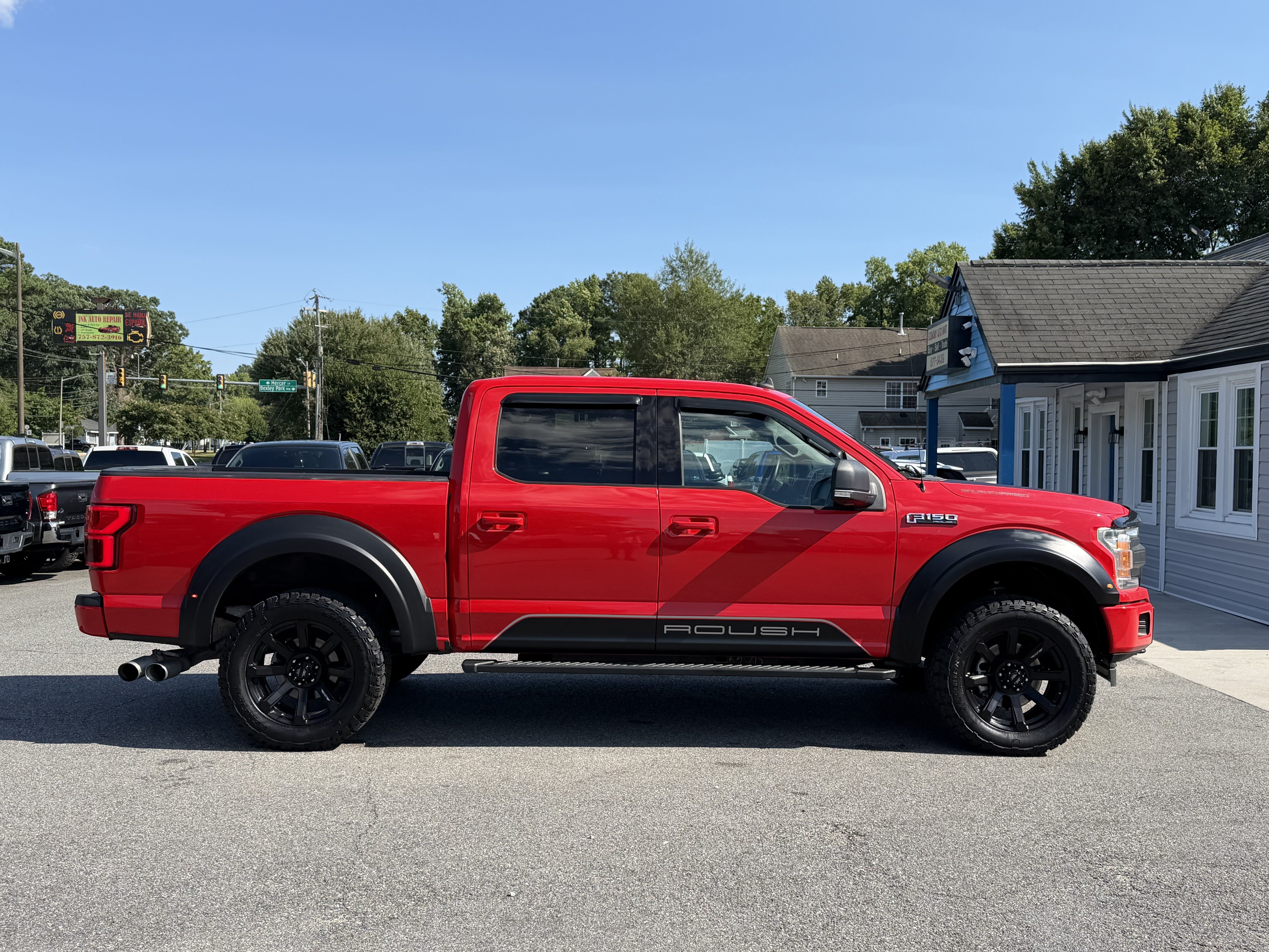 Used 2019 Ford F150 XLT w/ Equipment Group 302A Luxury AWD/4WD image 5