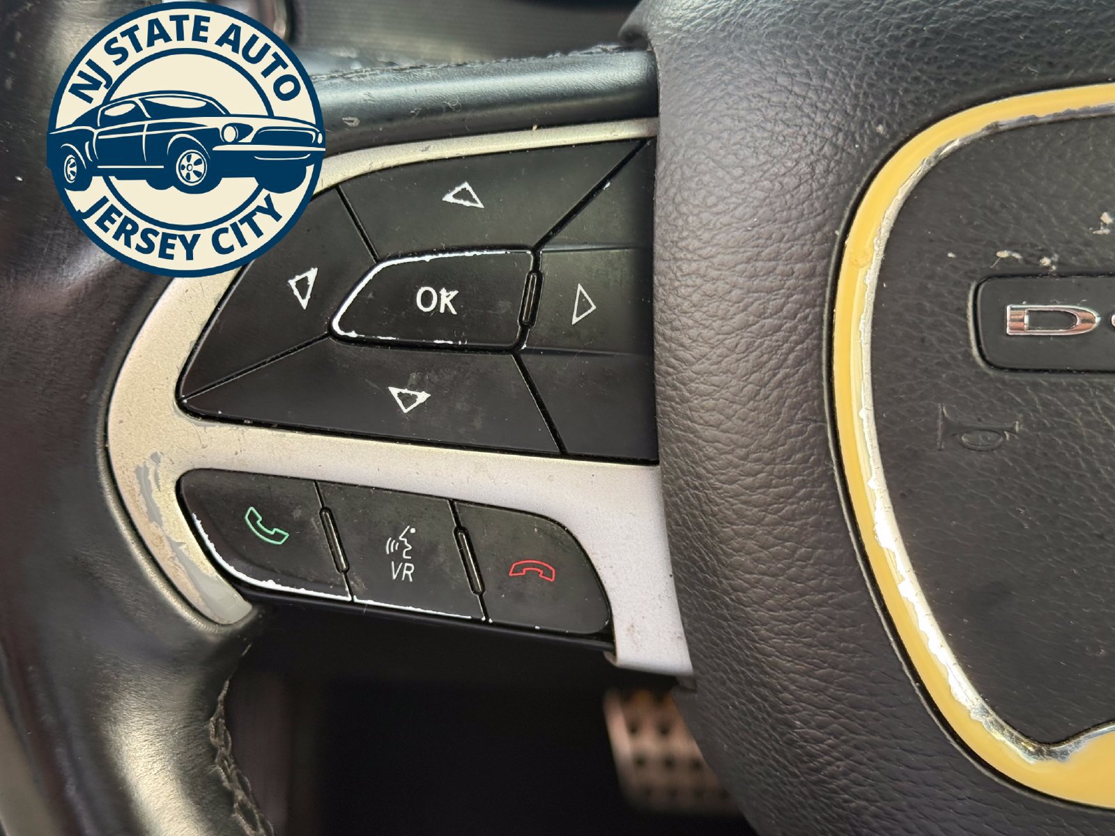 Used 2015 Dodge Challenger SXT Plus RWD image 30
