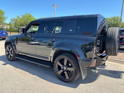 Used 2024 Land Rover Defender 110 V8 image 6