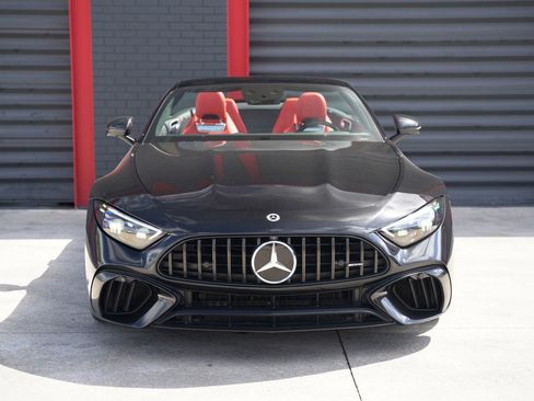 Used 2022 Mercedes-Benz SL 63 AMG 4MATIC image 2