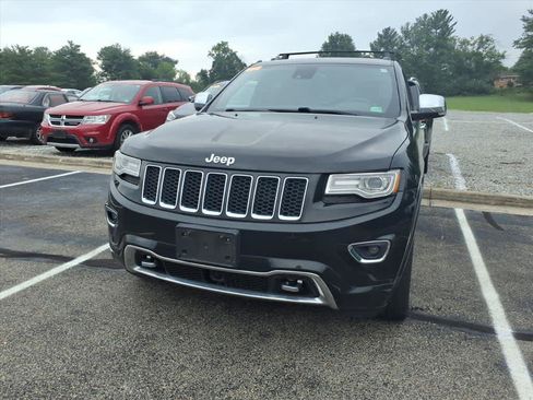 Used 2015 Jeep Grand Cherokee Overland w/ Advanced Technology Group AWD/4WD image 4