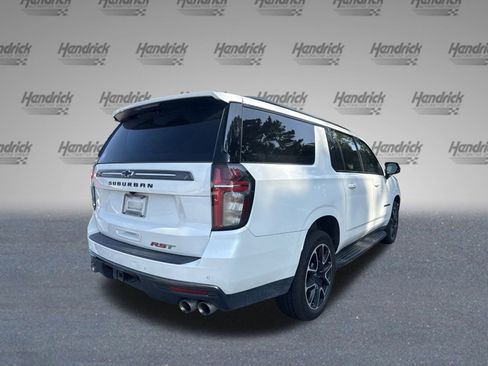 Used 2022 Chevrolet Suburban RST w/ Sport Performance Package image 17