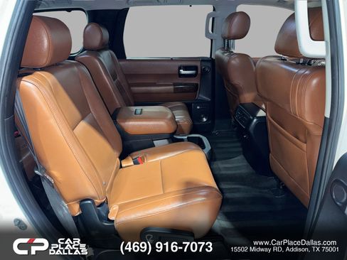 Used 2010 Toyota Sequoia Platinum AWD/4WD image 27