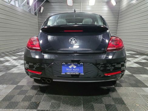 Used 2019 Volkswagen Beetle 2.0T SE FWD image 6