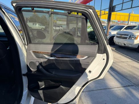 Used 2017 BMW X6 w/ Sports Activity Package AWD/4WD image 25