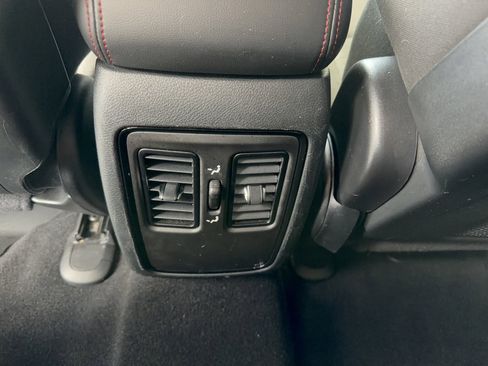 Used 2025 Dodge Durango GT w/ Blacktop Package RWD image 33
