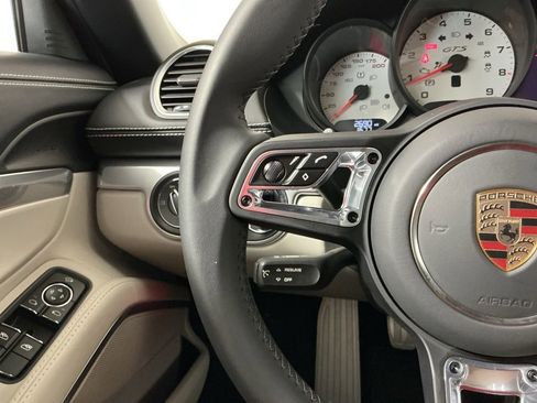 Used 2025 Porsche 718 Boxster GTS RWD image 11