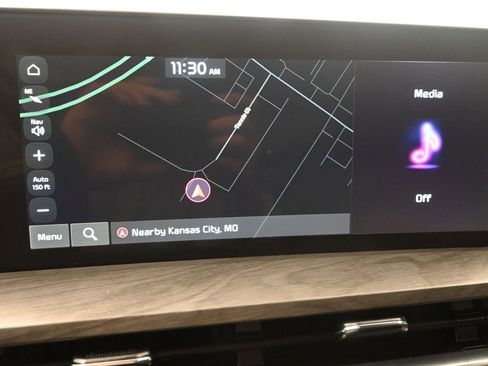 Certified 2024 Kia Telluride SX Prestige X-Line image 18