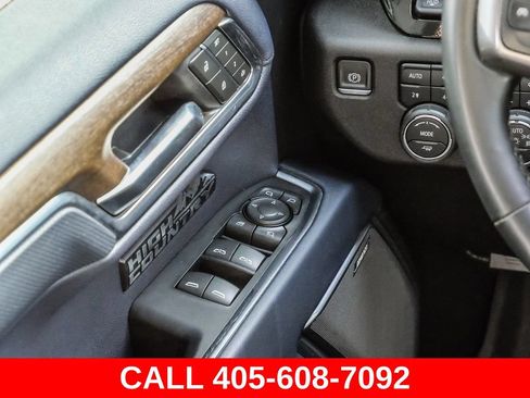 Used 2024 Chevrolet Silverado 1500 High Country w/ High Country Premium Package AWD/4WD image 34