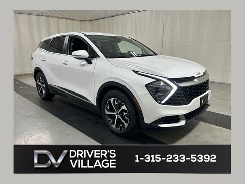 Used 2025 Kia Sportage EX image 1