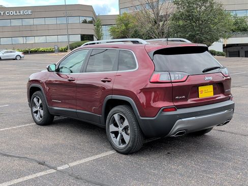 Used 2020 Jeep Cherokee Limited AWD/4WD image 3