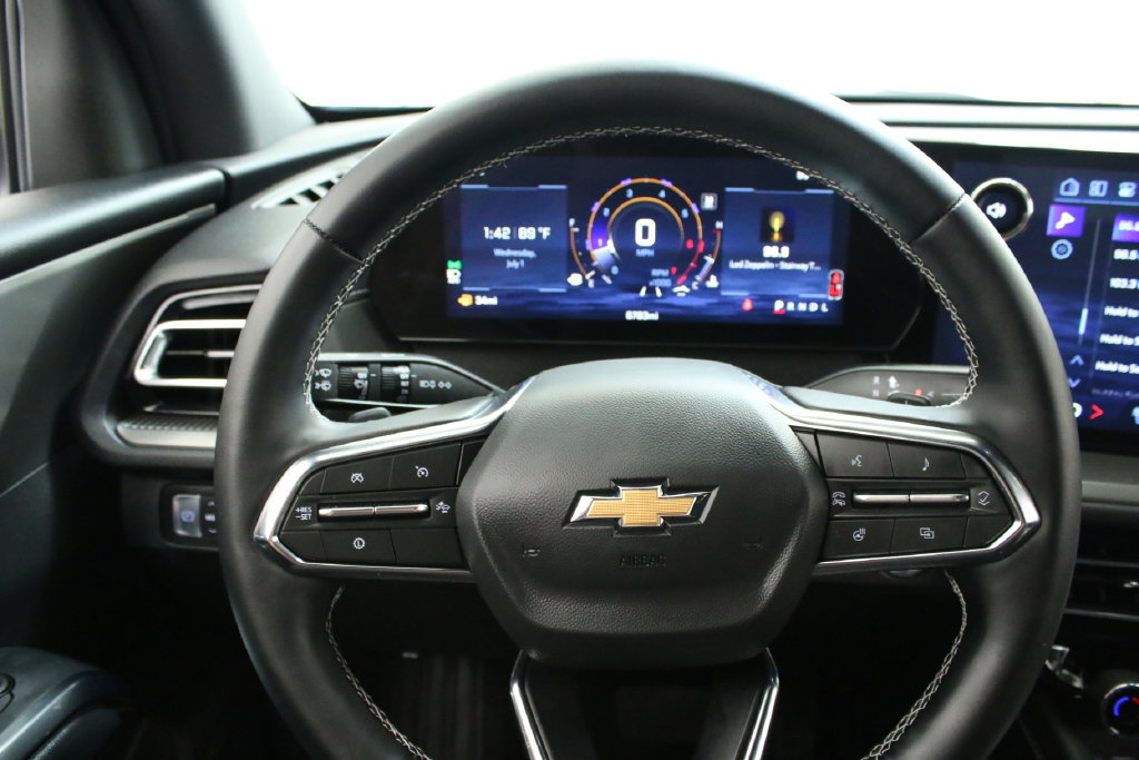 Certified 2026 Chevrolet Traverse LT FWD image 15