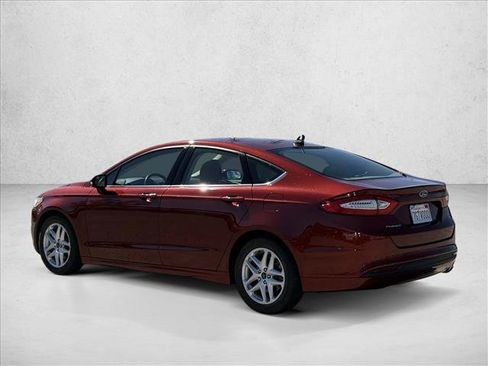 Used 2014 Ford Fusion SE FWD image 7