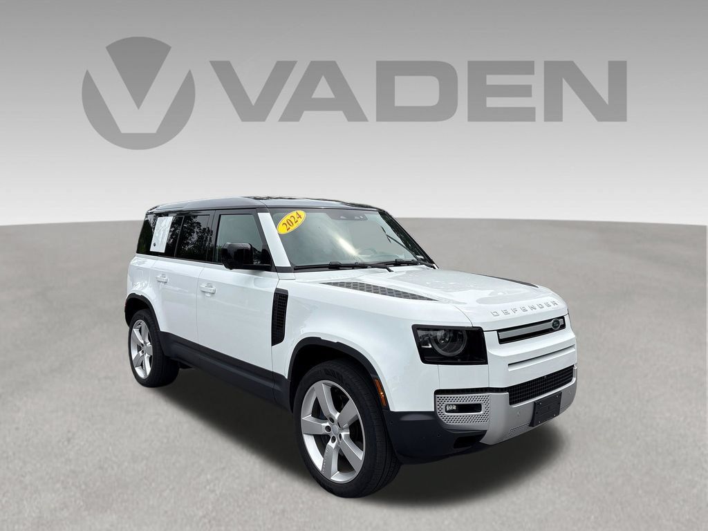 Used 2024 Land Rover Defender 110 SE AWD/4WD image 37