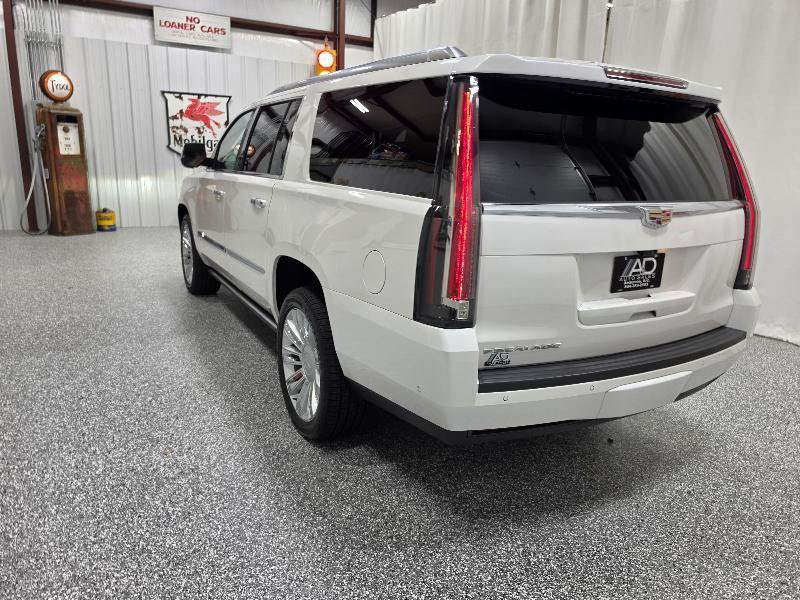 Used 2018 Cadillac Escalade ESV Platinum AWD/4WD image 6