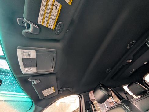 Used 2016 Ford Explorer Limited image 36