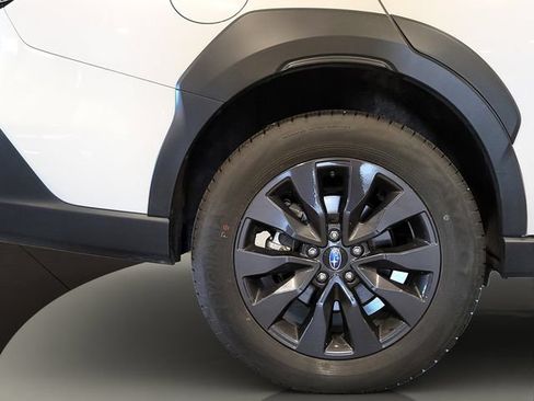 Used 2025 Subaru Outback Onyx Edition AWD/4WD image 34