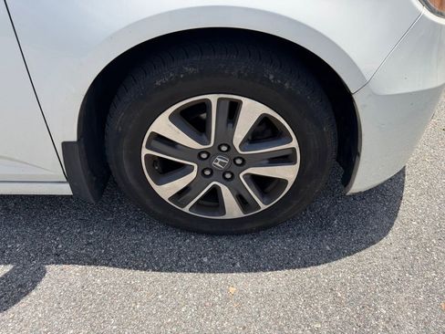Used 2015 Honda Odyssey Touring image 4
