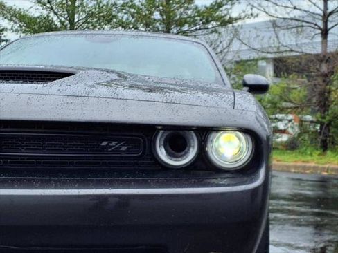 Certified 2023 Dodge Challenger R/T w/ Plus Package image 21