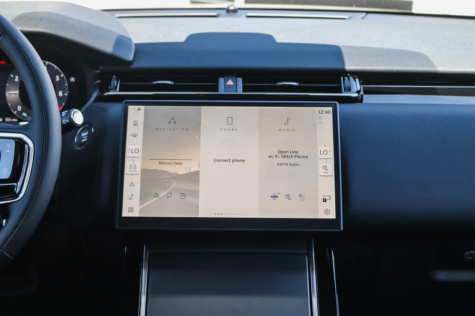 New 2026 Land Rover Range Rover Velar S AWD/4WD image 13