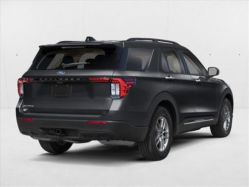 New 2026 Ford Explorer Active image 2