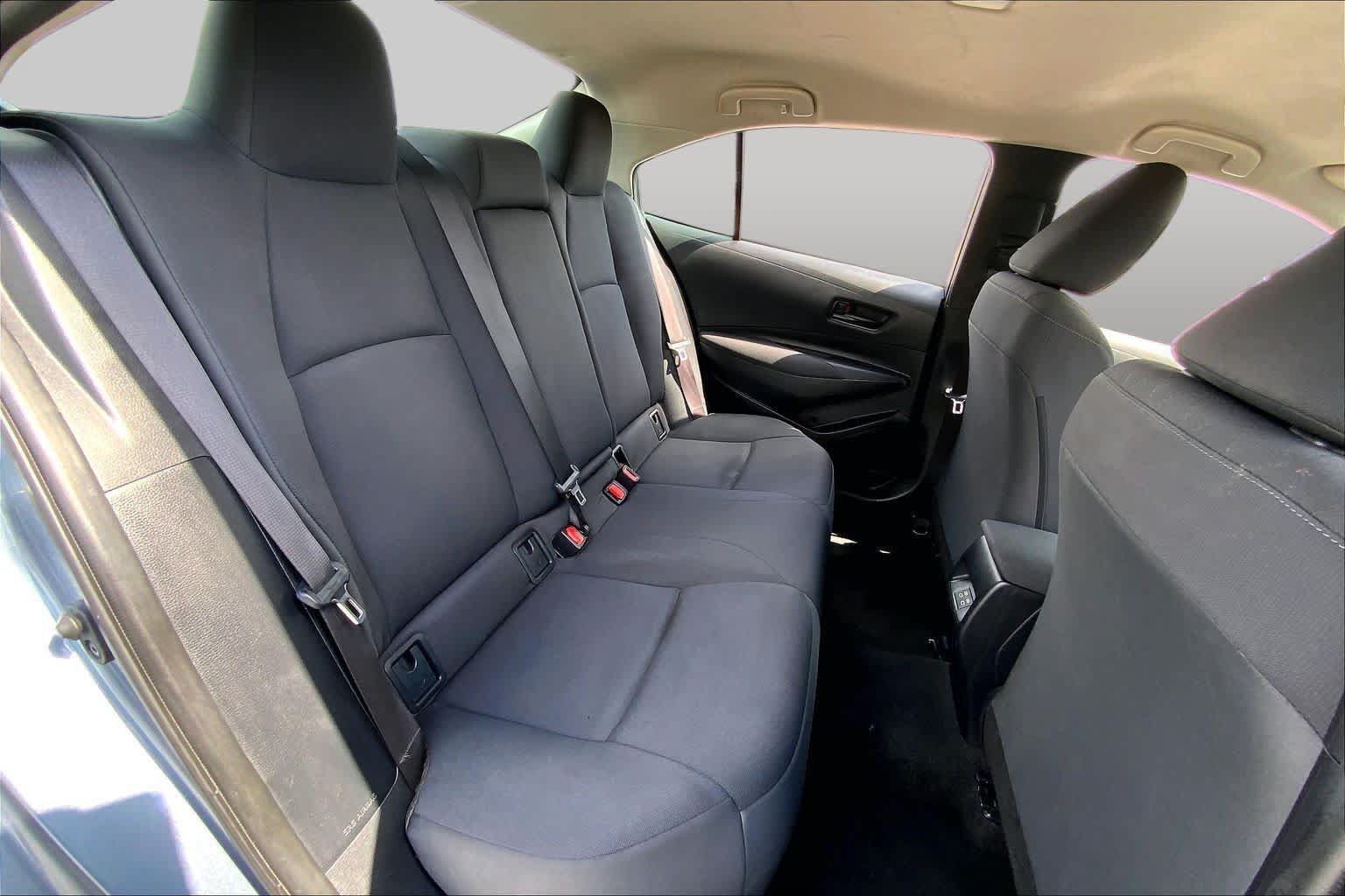 Used 2024 Toyota Corolla LE FWD image 19