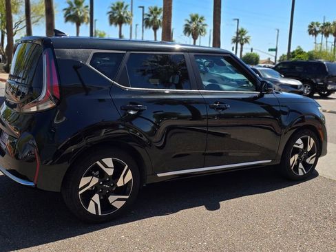 Used 2023 Kia Soul GT-Line w/ GT-Line Technology Package FWD image 5