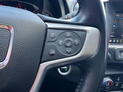 Used 2019 GMC Terrain SLE w/ Driver Convenience Package AWD/4WD image 23