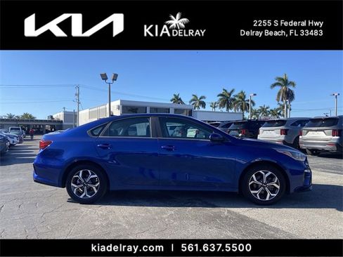 Used 2019 Kia Forte LXS image 2