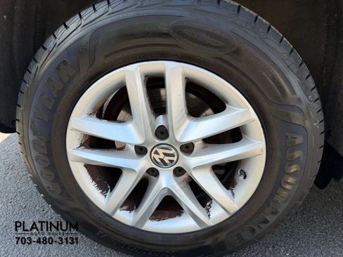 Used 2011 Volkswagen Tiguan S AWD/4WD image 22
