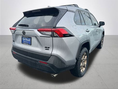 Used 2025 Toyota RAV4 XLE image 7