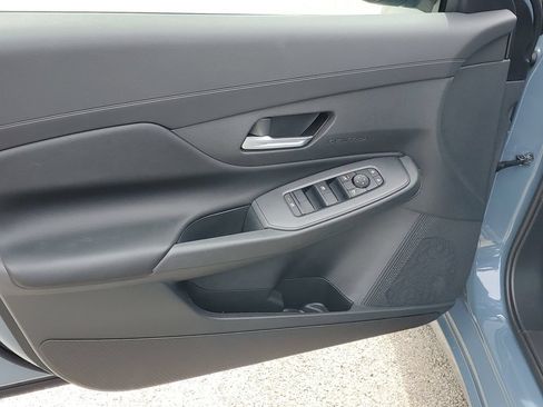 New 2026 Nissan Sentra SV w/ SV Convenience Package FWD image 18