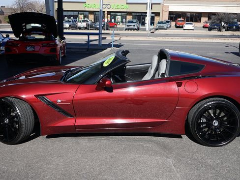 Used 2016 Chevrolet Corvette Stingray Coupe w/ 2LT Preferred Equipment Group image 21