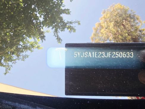 Used 2018 Tesla Model S 75D image 39