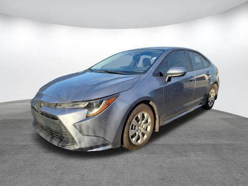 Certified 2025 Toyota Corolla LE FWD image 3