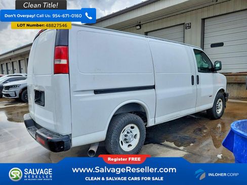 Used 2017 Chevrolet Express 2500 image 4