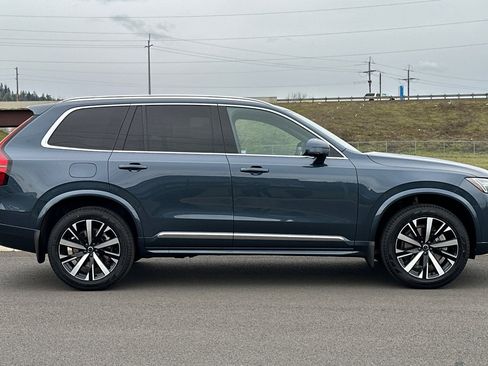 New 2026 Volvo XC90 B5 Core w/ Protection Package Premier image 2