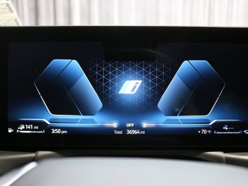 Certified 2023 BMW 330e xDrive w/ Convenience Package image 15