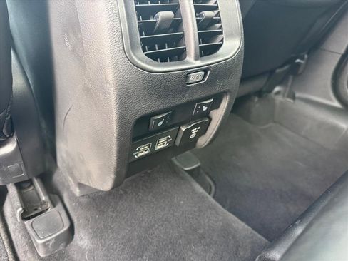 Used 2021 Jeep Cherokee Limited w/ Elite Package image 12