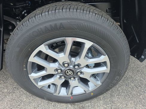 New 2026 Toyota Tundra 1794 Edition AWD/4WD image 9
