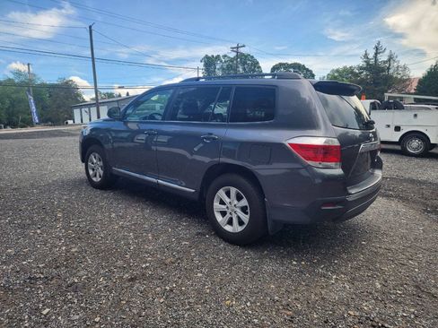 Used 2013 Toyota Highlander SE AWD/4WD image 5
