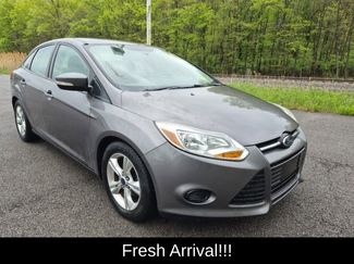 Used 2014 Ford Focus SE FWD video 2