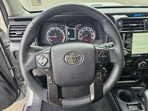 Used 2021 Toyota 4Runner TRD Off-Road image 22