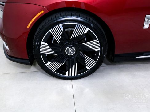 Certified 2024 Rolls-Royce Spectre w/ Spectre Launch Package image 36